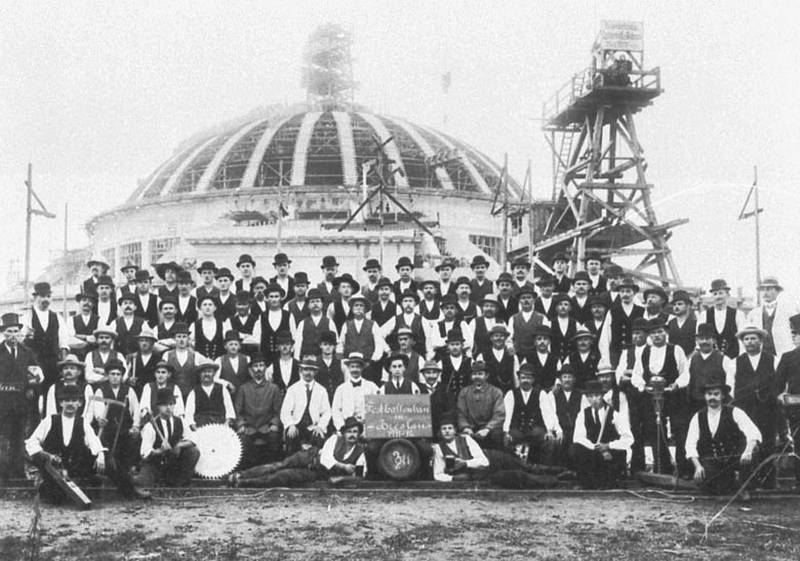 Hala Stulecia-ko langileak, 1912. urtean.